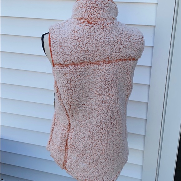 Green tea tipped two tone vest new with tags - Picture 6 of 7